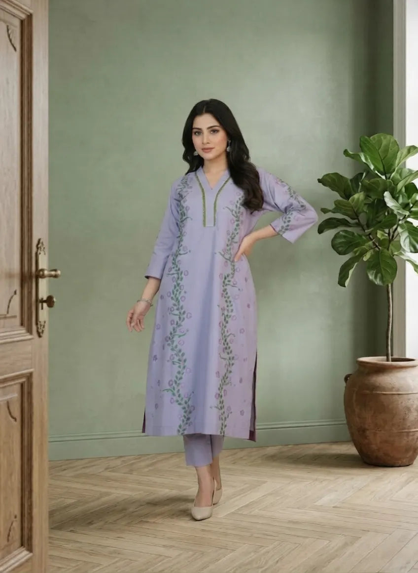 Women’s Hand-Painted Floral Lavender Kurta Sweater – 2-Piece Stitched Set